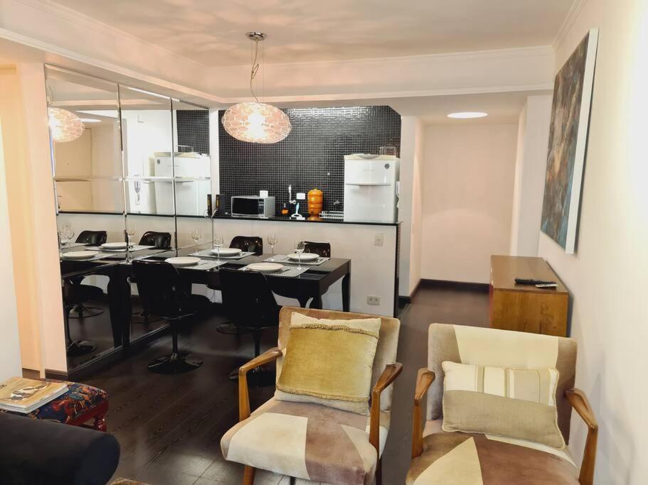 Apartamento Pratico Com Otima Localizacao. Sao Paulo